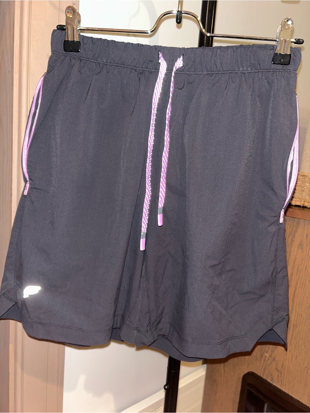 Fabletics Men’s Lined Training Shorts Black Purple Size Medium Athletic Shorts